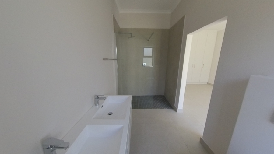 3 Bedroom Property for Sale in Aan de Wijnlanden Western Cape